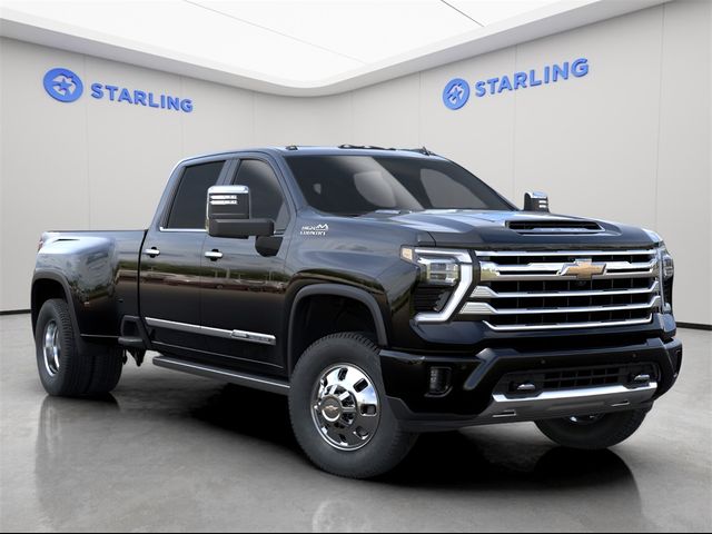 2025 Chevrolet Silverado 3500HD High Country