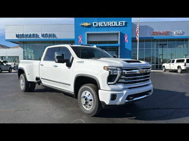 2025 Chevrolet Silverado 3500HD High Country