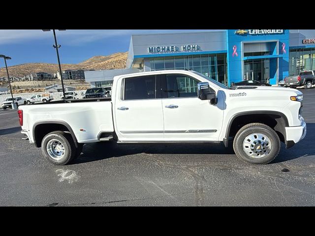 2025 Chevrolet Silverado 3500HD High Country