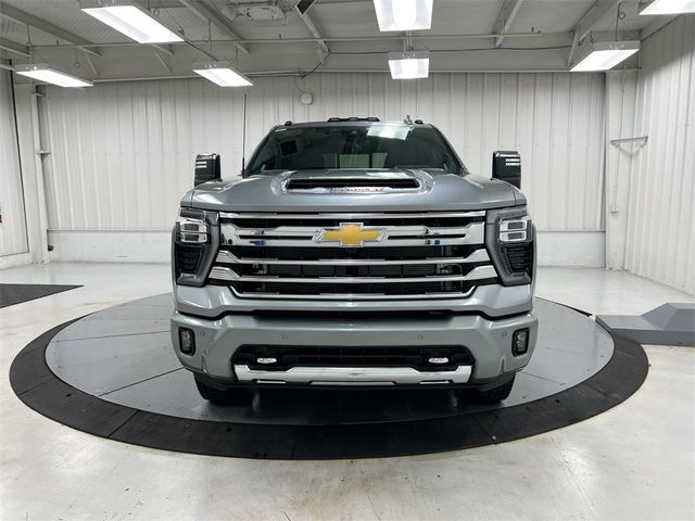 2025 Chevrolet Silverado 3500HD High Country