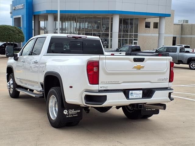 2025 Chevrolet Silverado 3500HD High Country