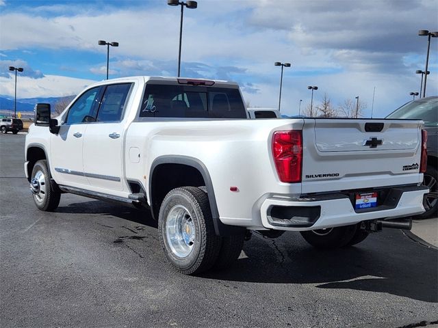 2025 Chevrolet Silverado 3500HD High Country