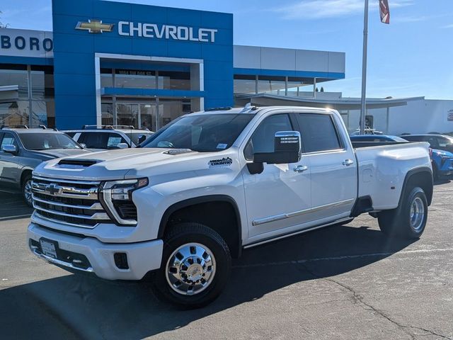 2025 Chevrolet Silverado 3500HD High Country