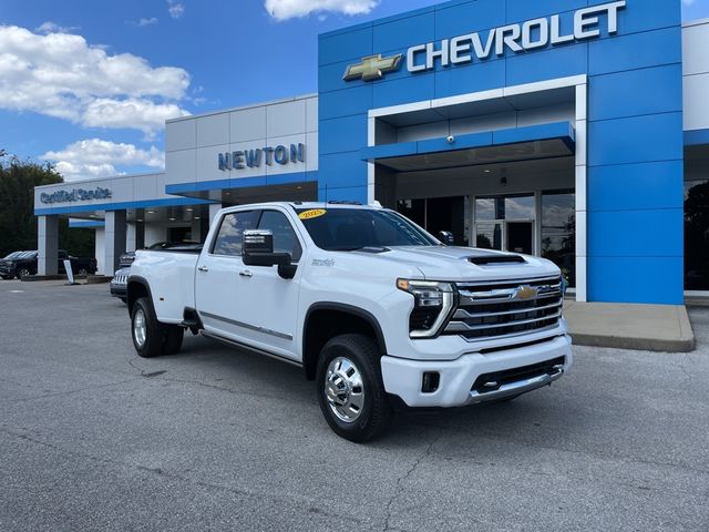 2025 Chevrolet Silverado 3500HD High Country