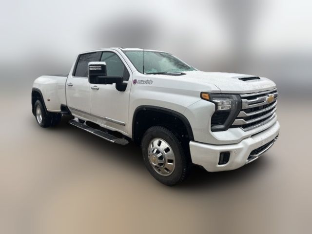 2025 Chevrolet Silverado 3500HD High Country