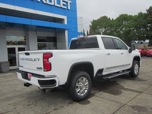 2025 Chevrolet Silverado 3500HD High Country