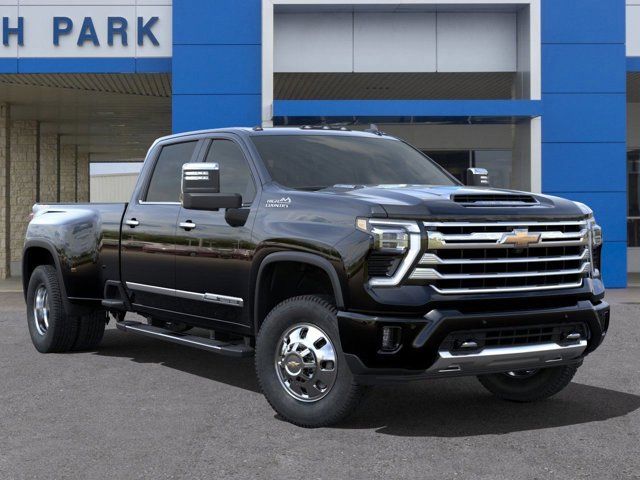 2025 Chevrolet Silverado 3500HD High Country