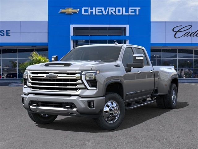 2025 Chevrolet Silverado 3500HD High Country