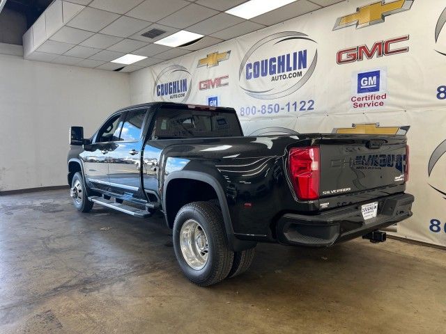 2025 Chevrolet Silverado 3500HD High Country