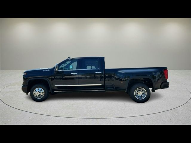 2025 Chevrolet Silverado 3500HD High Country