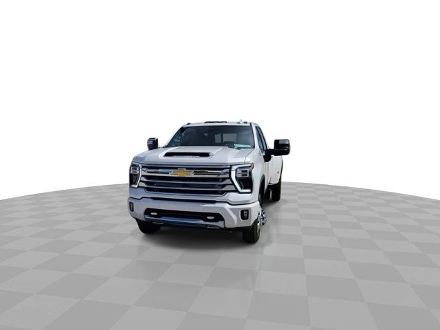 2025 Chevrolet Silverado 3500HD High Country