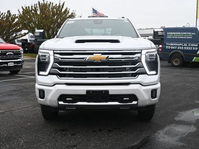 2025 Chevrolet Silverado 3500HD High Country