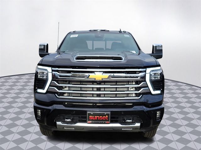 2025 Chevrolet Silverado 3500HD High Country