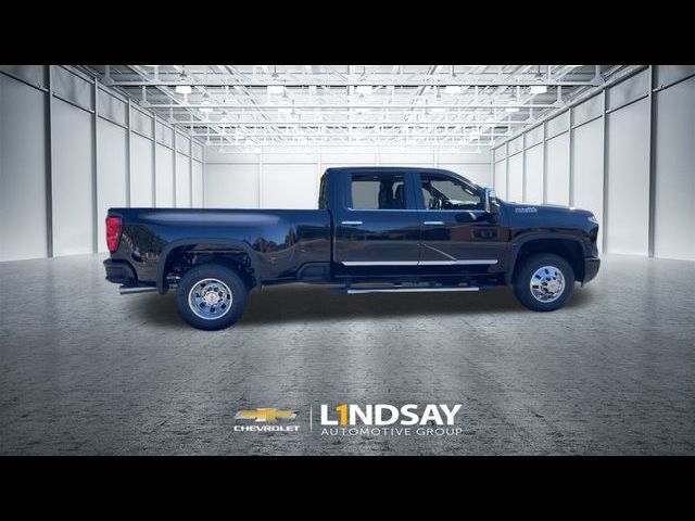 2025 Chevrolet Silverado 3500HD High Country