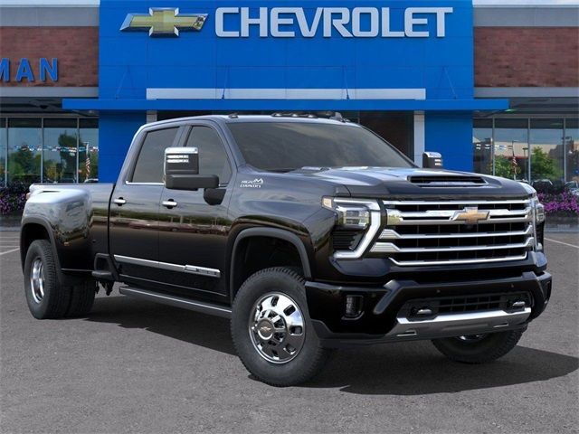 2025 Chevrolet Silverado 3500HD High Country