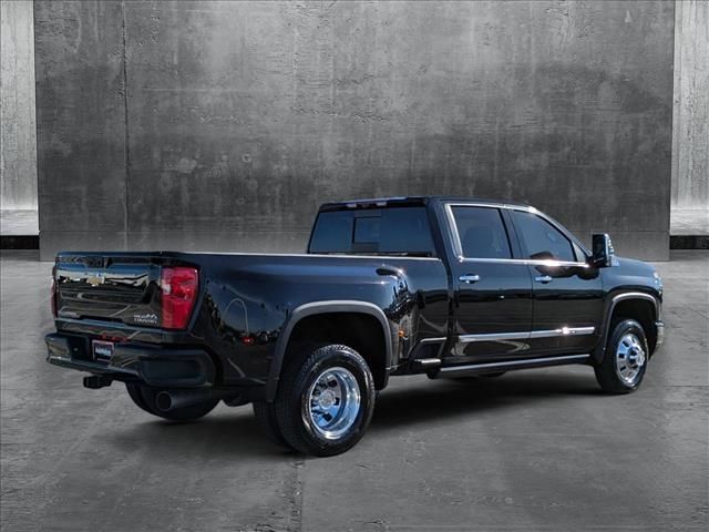 2025 Chevrolet Silverado 3500HD High Country