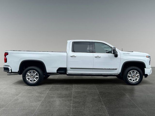2025 Chevrolet Silverado 3500HD High Country