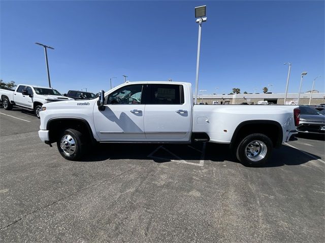 2025 Chevrolet Silverado 3500HD High Country