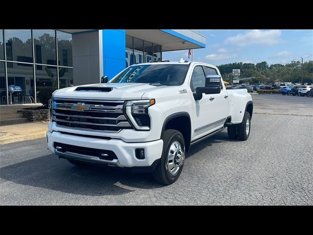 2025 Chevrolet Silverado 3500HD High Country