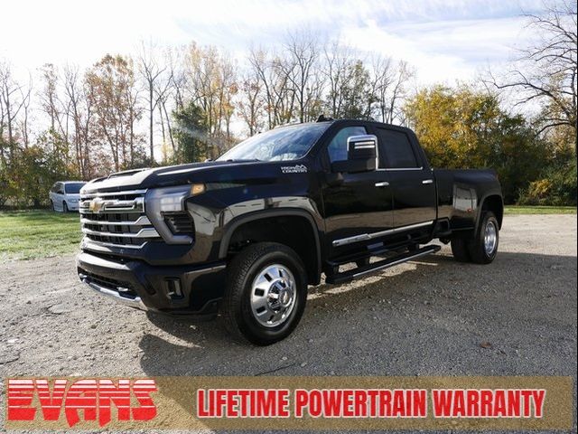 2025 Chevrolet Silverado 3500HD High Country