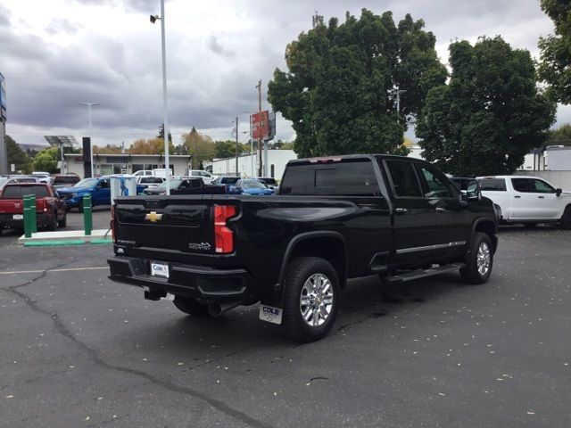 2025 Chevrolet Silverado 3500HD High Country