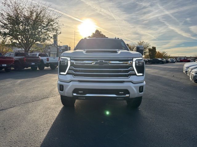 2025 Chevrolet Silverado 3500HD High Country