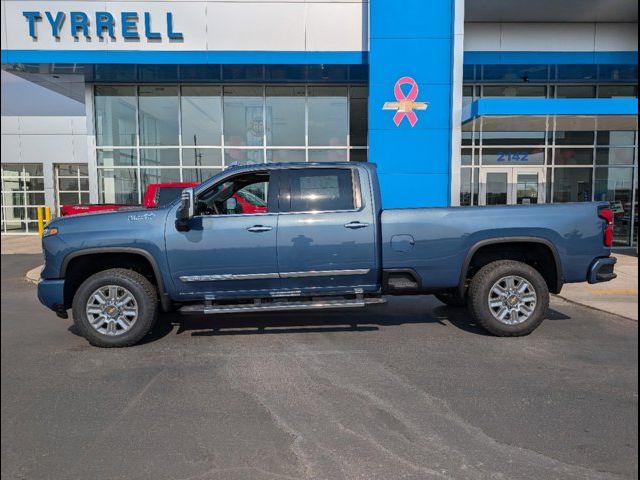 2025 Chevrolet Silverado 3500HD High Country