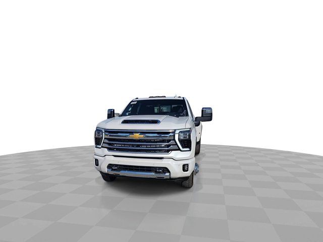 2025 Chevrolet Silverado 3500HD High Country