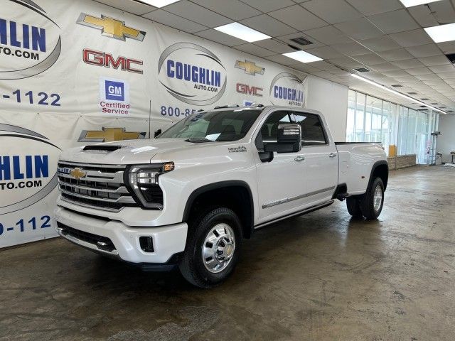 2025 Chevrolet Silverado 3500HD High Country