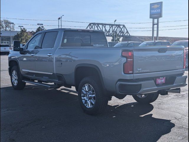 2025 Chevrolet Silverado 3500HD High Country