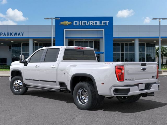 2025 Chevrolet Silverado 3500HD High Country