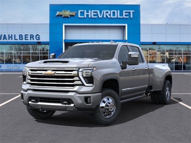 2025 Chevrolet Silverado 3500HD High Country