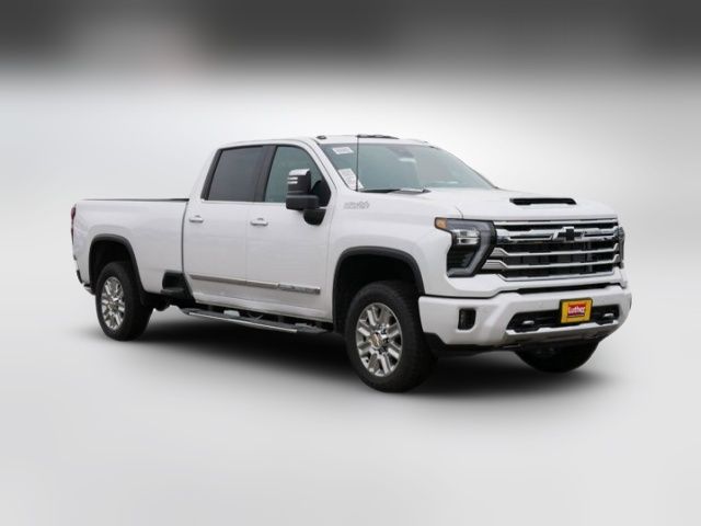 2025 Chevrolet Silverado 3500HD High Country