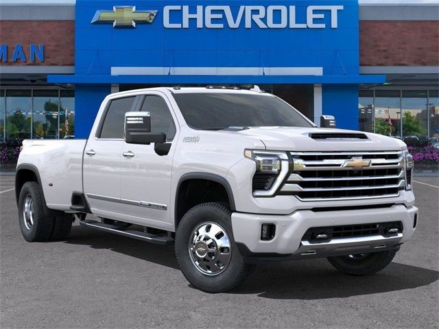 2025 Chevrolet Silverado 3500HD High Country