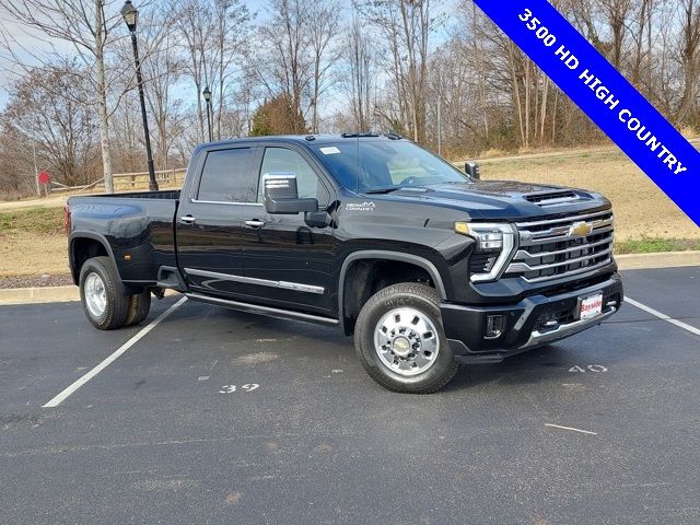 2025 Chevrolet Silverado 3500HD High Country