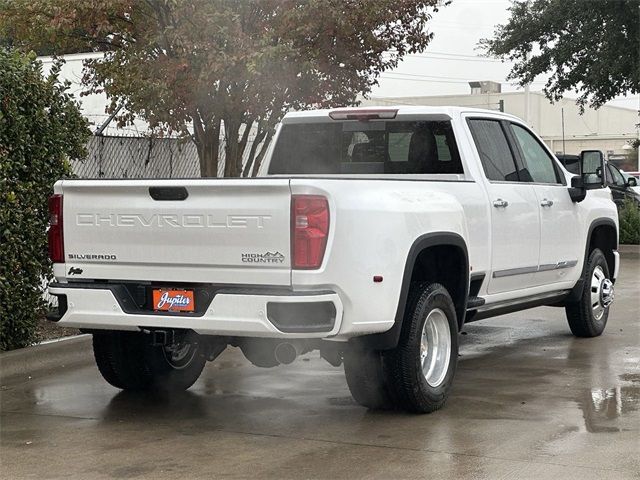 2025 Chevrolet Silverado 3500HD High Country