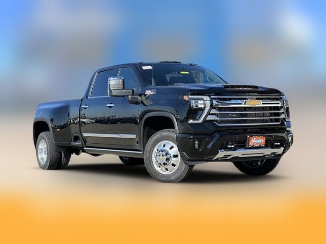 2025 Chevrolet Silverado 3500HD High Country