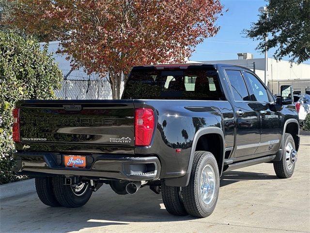 2025 Chevrolet Silverado 3500HD High Country