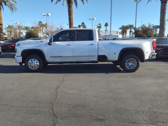 2025 Chevrolet Silverado 3500HD High Country