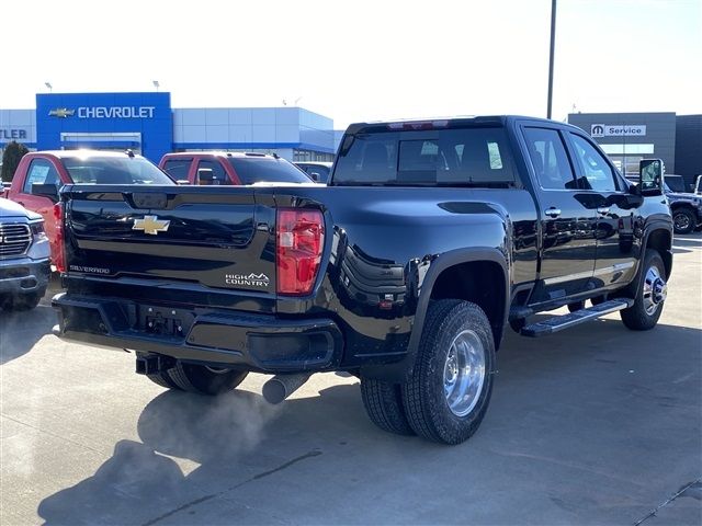 2025 Chevrolet Silverado 3500HD High Country