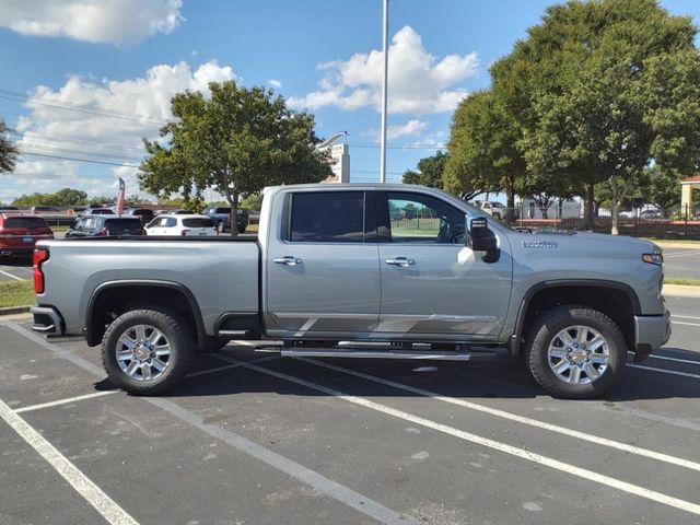 2025 Chevrolet Silverado 3500HD High Country