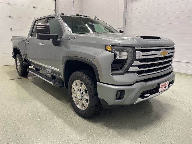 2025 Chevrolet Silverado 3500HD High Country