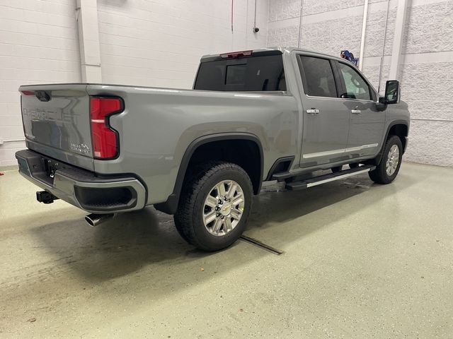 2025 Chevrolet Silverado 3500HD High Country