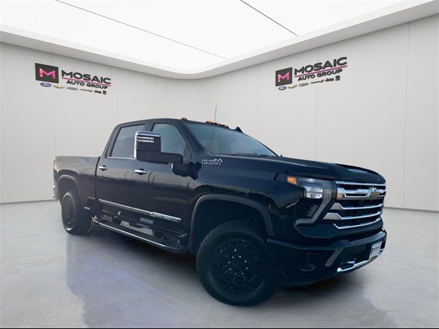 2025 Chevrolet Silverado 3500HD High Country