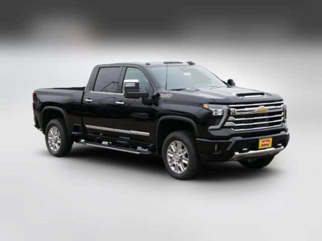 2025 Chevrolet Silverado 3500HD High Country