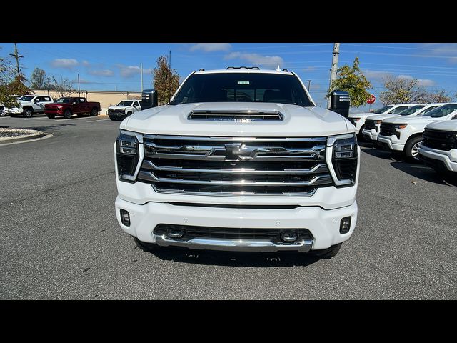 2025 Chevrolet Silverado 3500HD High Country