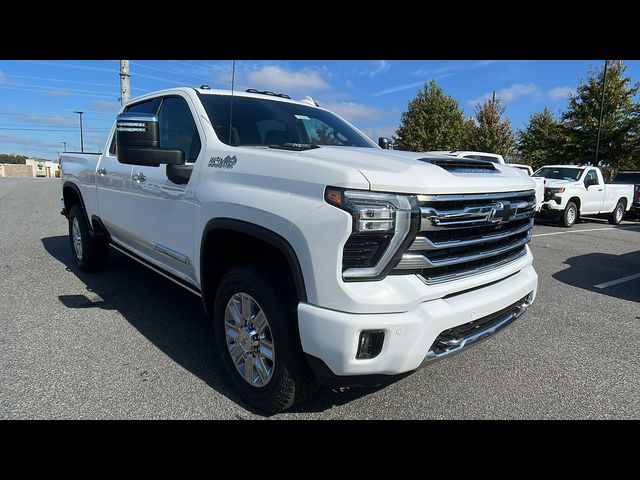 2025 Chevrolet Silverado 3500HD High Country