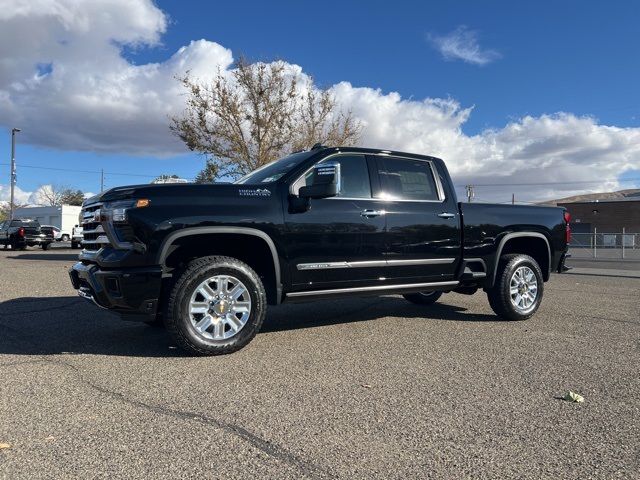 2025 Chevrolet Silverado 3500HD High Country