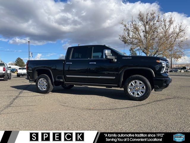 2025 Chevrolet Silverado 3500HD High Country