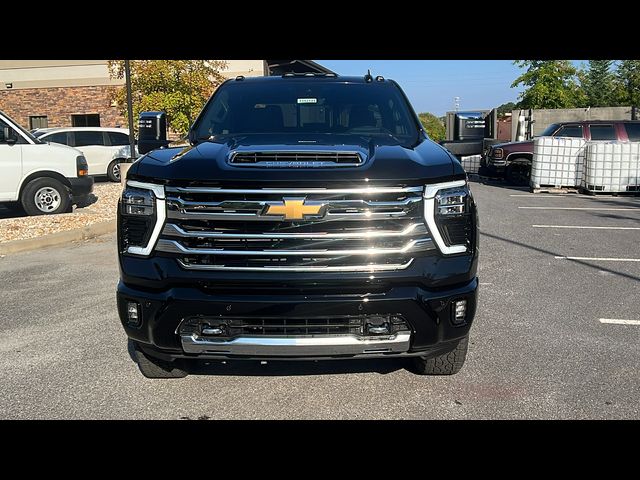 2025 Chevrolet Silverado 3500HD High Country